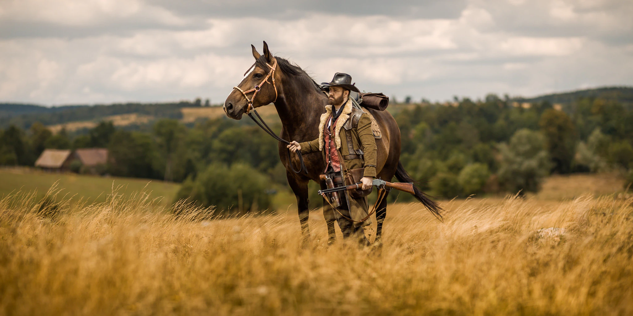 Arthur Morgan from Red Dead Redemption 2, cosplayed by The Don Esteban